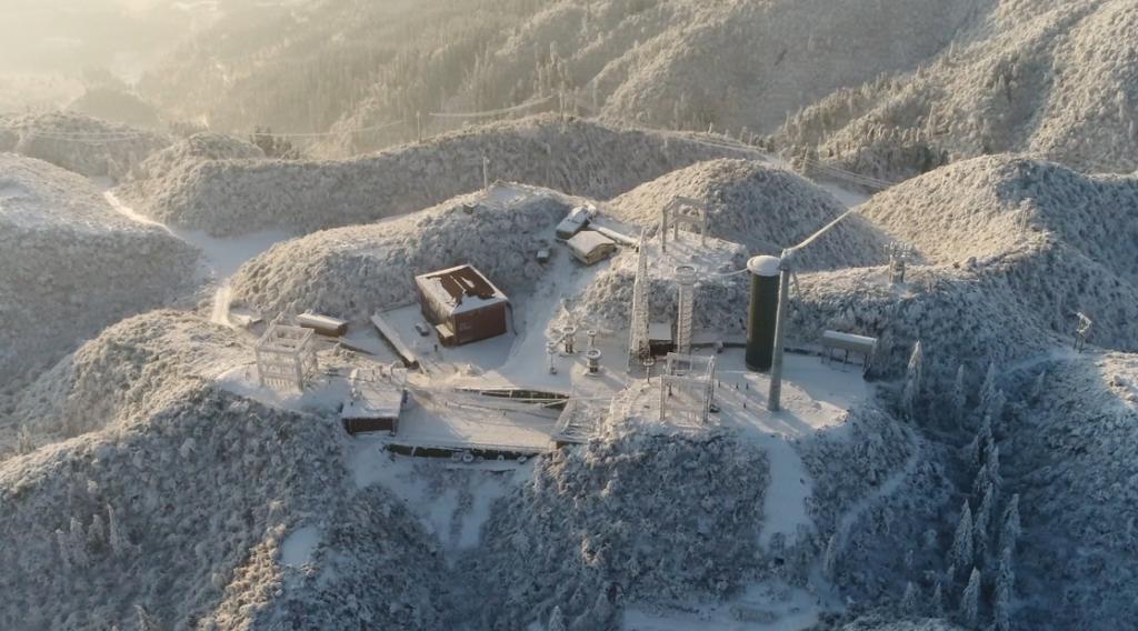 自然环境绝缘子长串覆冰闪络特性-湖南雪峰山能源装备安全国家野外科学观测研究站